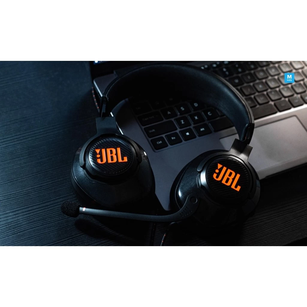 JBL Quantum 400 gamer vezetékes headset, fekete