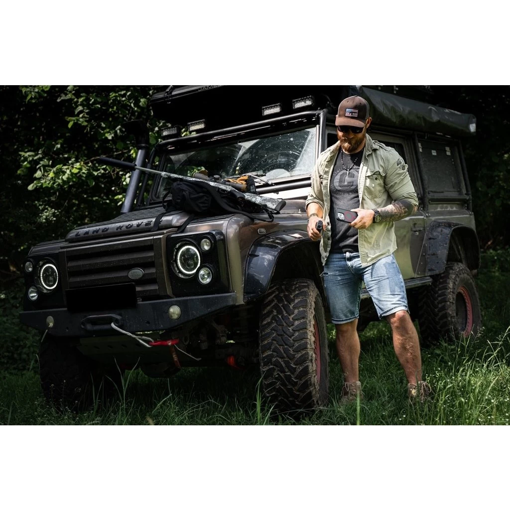 Tactical MagForce Hyperstealth 2.0 tok iPhone 13 mini készülékhez fekete/piros