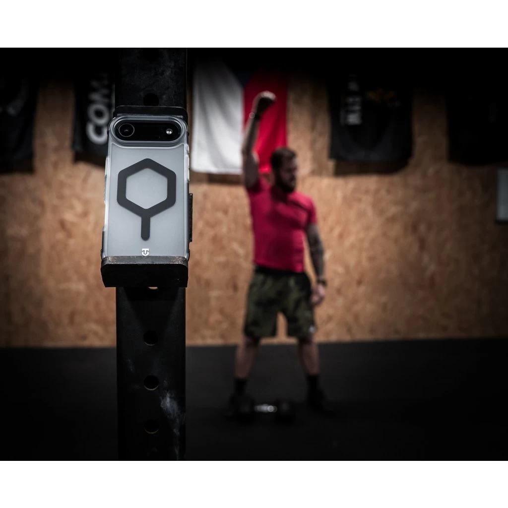 Tactical MagForce Hexagon tok Apple iPhone 16 T készülékhez fekete