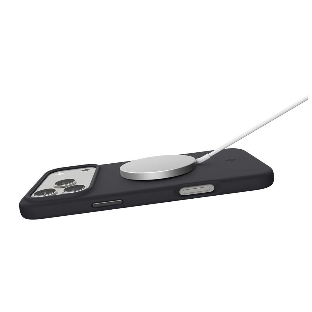SPIGEN SILICONE FIT MAG MAGSAFE iPhone 17 Pro Max készülékhez tok fekete