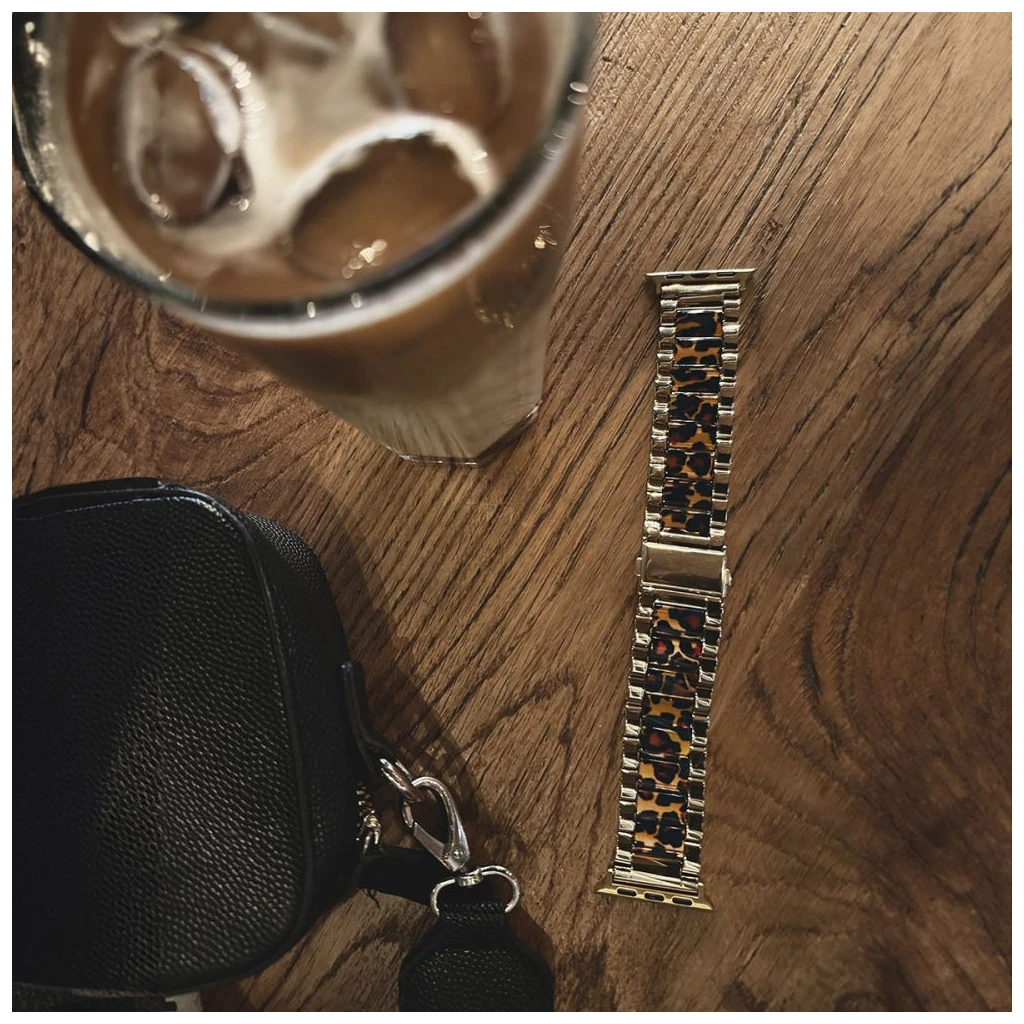 TECH-PROTECT MODERN Apple Watch 8/9/10/11/SE (40/41/42 MM) készülékhez tok LEOPARD